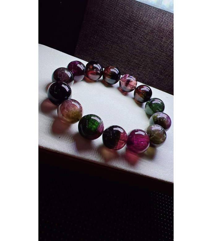 318F1 exquisite old mineral watermelon tourmaline bracelet, size 15.7mm, weight 92.2g 318F1 exquisite old mineral watermelon tourmaline bracelet, size 15.7mm, weight 92.2g