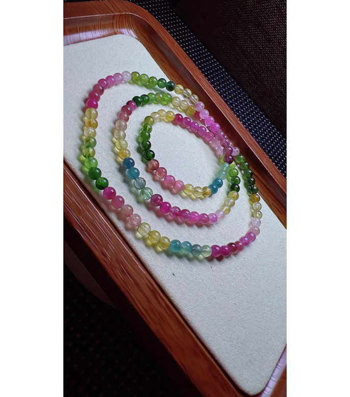 Exquisite rainbow tourmaline three circle bracelet, with a size of about 4.5mm, weight of