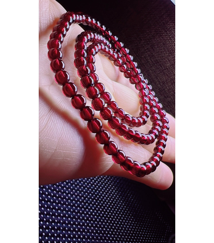 Exquisite purple sprinkled red garnet three circle bracelet, size about 5mm, weight about Exquisite purple sprinkled red garnet three circle bracelet, size about 5mm, weight about