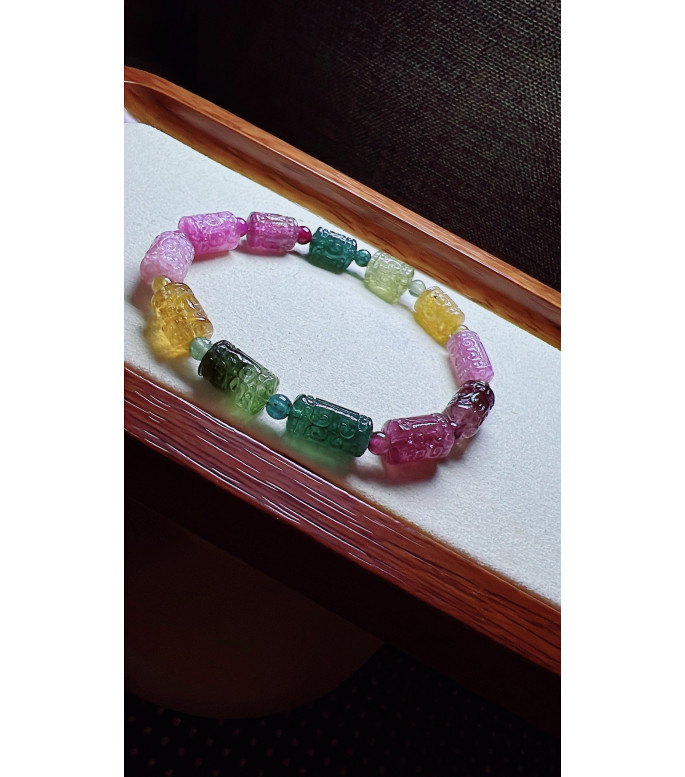 103F7 exquisite patterned bead rainbow tourmaline bracelet, size about 7 X10mm, weight