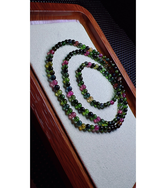 101F8 exquisite black sugar tourmaline three circle bracelet, size about 4mm, weight