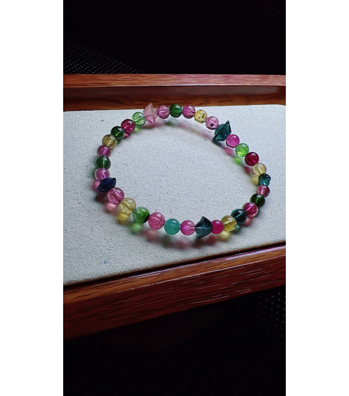 101F3 exquisite candy tourmaline bracelet, equipped with ingot shaped tourmaline, size