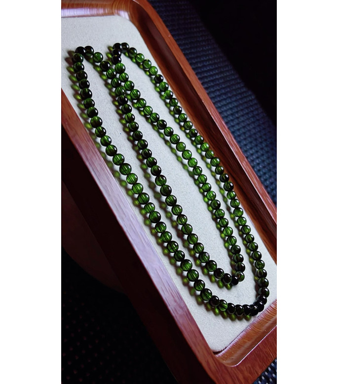 Exquisite green tourmaline three circle bracelet, size about 4.6mm, weight 19.3 grams