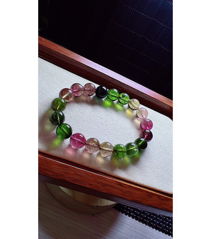 1230F7 exquisite old mine rainbow tourmaline bracelet, specification about 10mm, weight