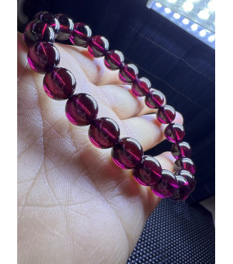 Exquisite Purple Toothed Black Garnet Bracelet, approximately 9mm in size, weighing 35.8
