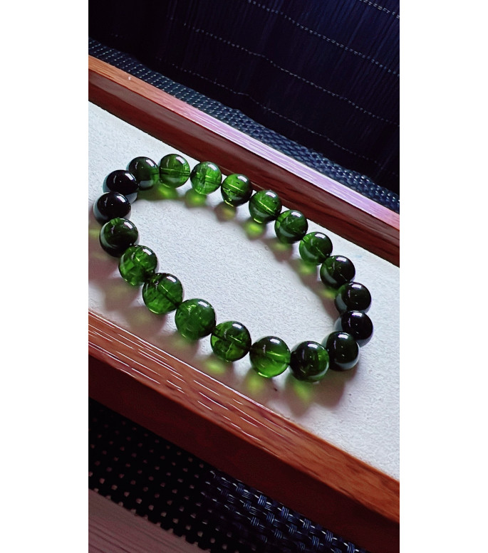1219F7 exquisite green tourmaline bracelet, size about 9.5mm, weight 29.1g, crystal