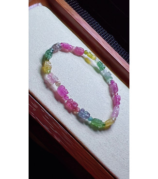 1213F9 exquisite Pixiu Rainbow tourmaline bracelet, size about 5 X7.5mm, weight 7.2